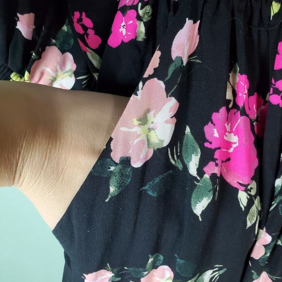 Torrid Womens Black Floral Print Challis Smocked Square Neck Midi Dress Size 2 - Picture 6 of 8